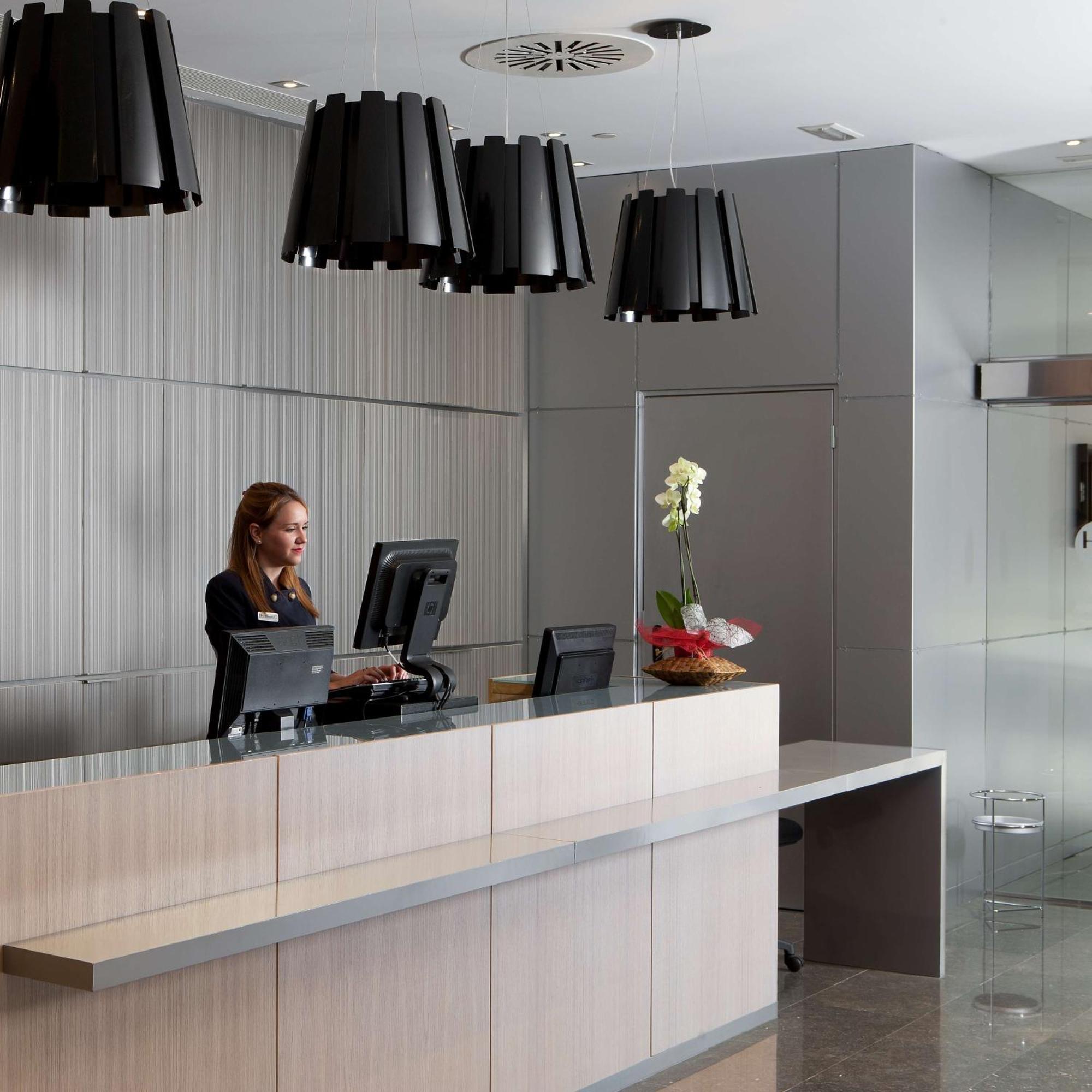Nh Barcelona Diagonal Center Hotel Exterior photo